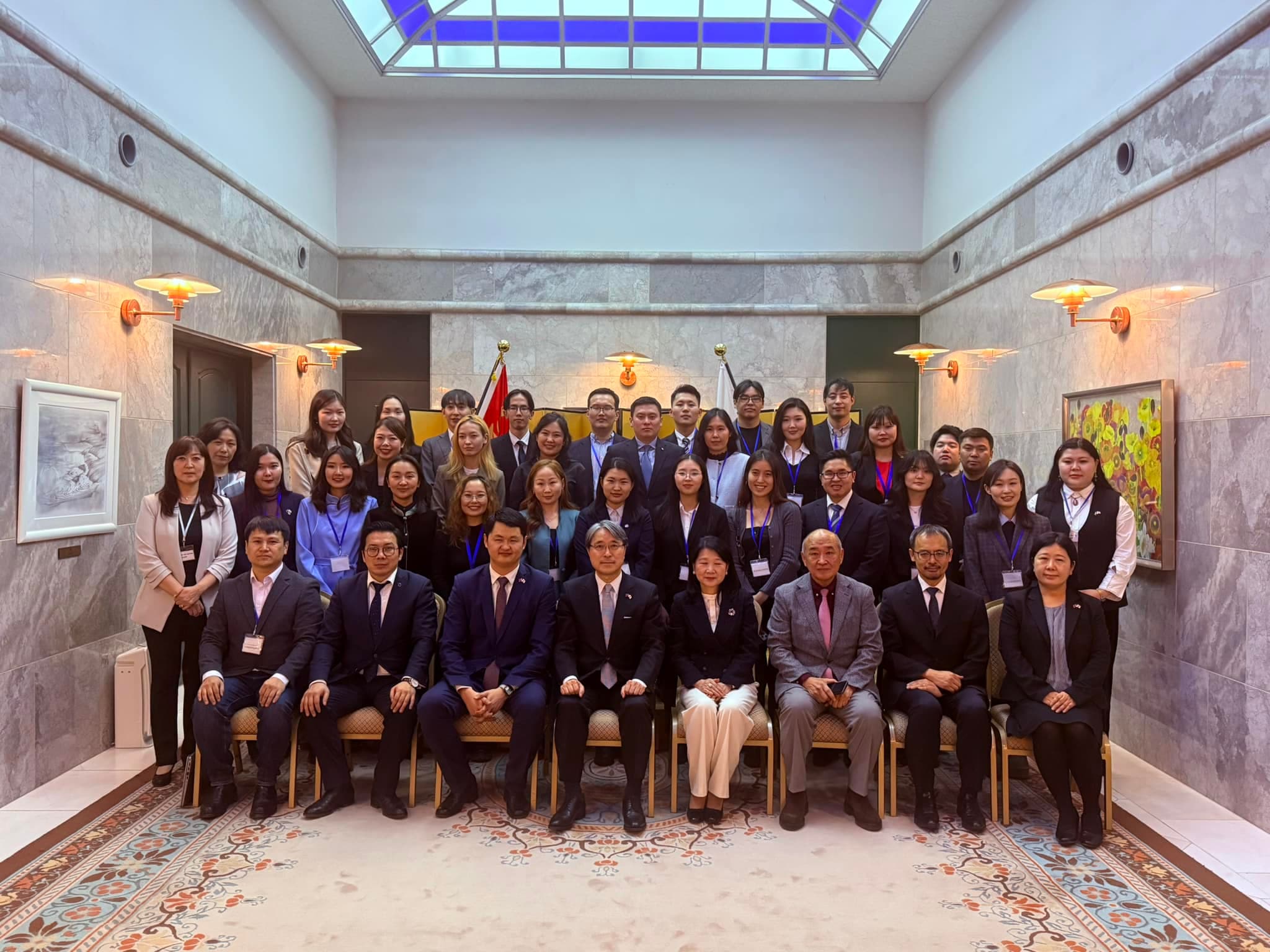 Японы Элчин сайдын яамны хүлээн авалт